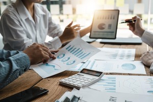 ETF主力盤點 | 創新藥ETF銀華(159992)5月29日主力資金淨流入1.56億元，居可比基金第一