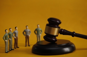 市场监管总局依法对携程集团(09961.HK)立案调查，涉嫌滥用市场支配地位实施垄断行为